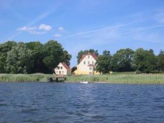 Ferienwohnung Neuenkirchen Gutshaus Grubnow auf R&uuml;gen picture 1